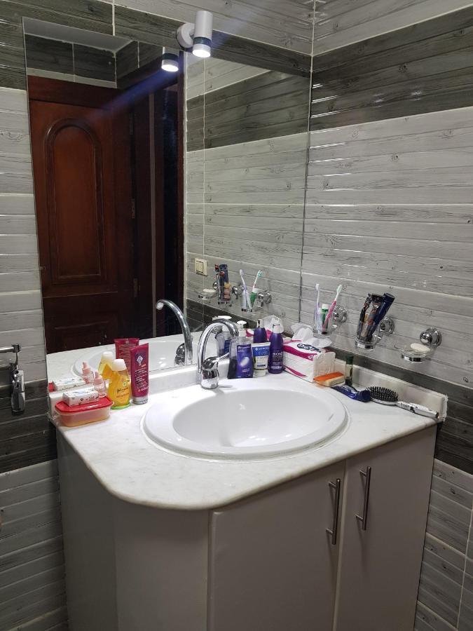 Two Bedroom At Sunny Lakes Apartment