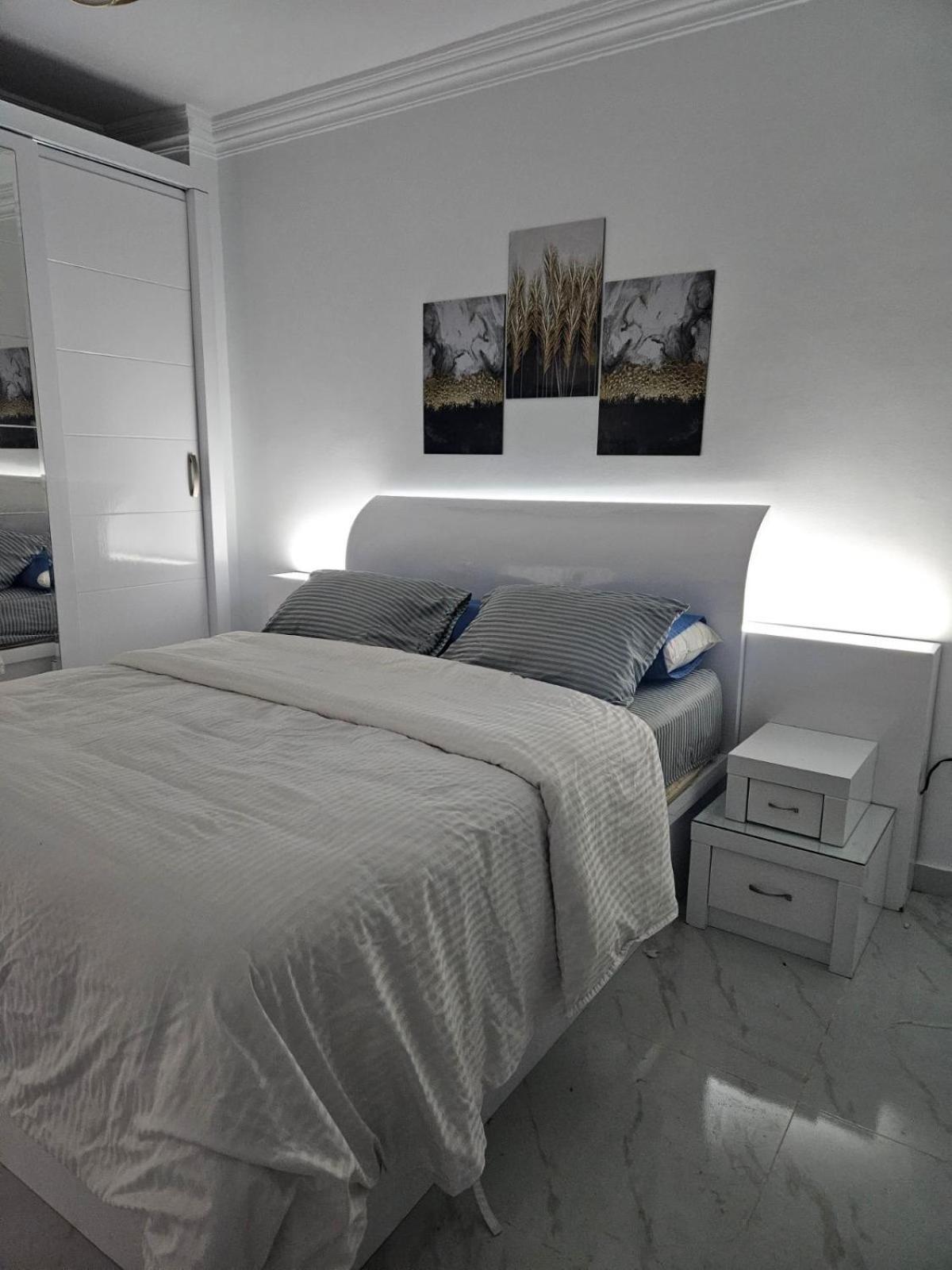 Apartment Two Bedroom At Sunny Lakes
